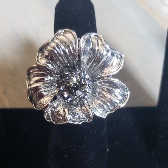 Jewelry - Stretch ring